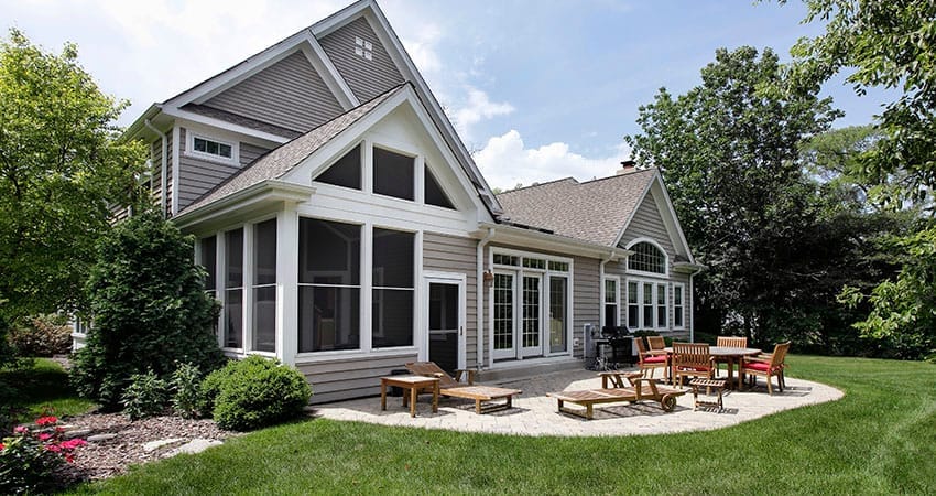 Difference between a porch and a patio